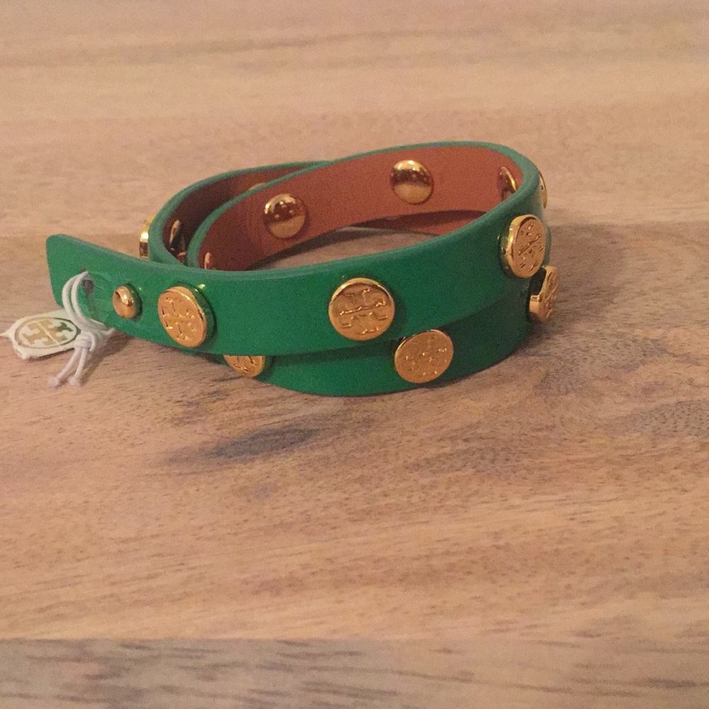 NWT Tory Burch double wrap logo stud bracelet